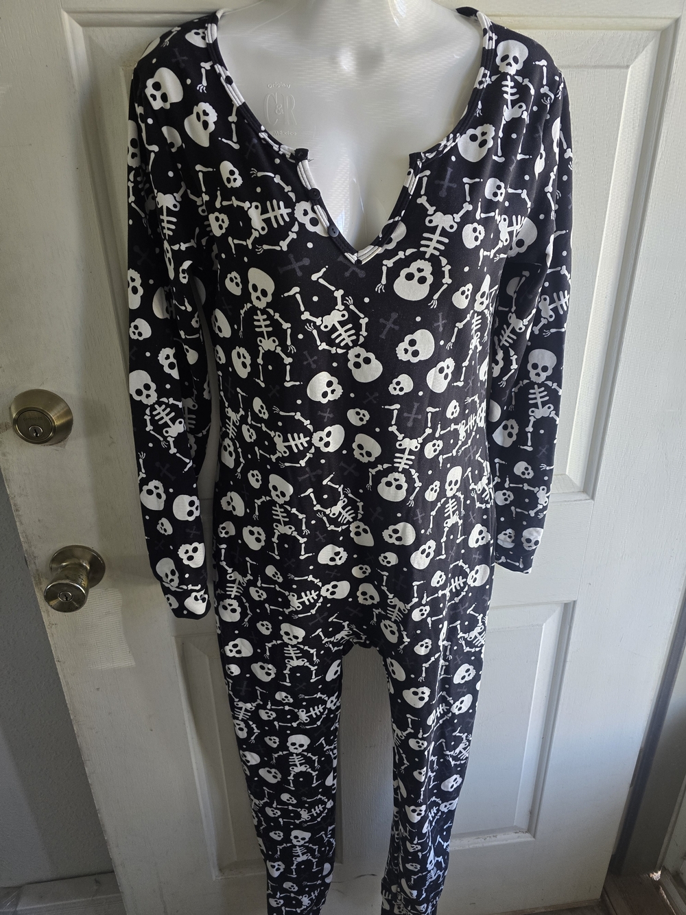 shosho Black and White Skeleton Print Kids Footie Pajamas